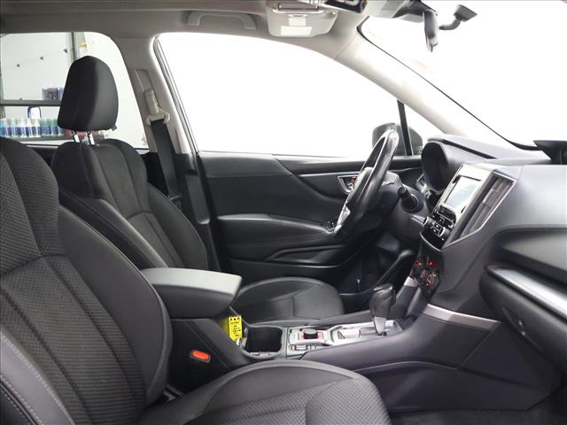 2022 Subaru Forester Premium:D13968