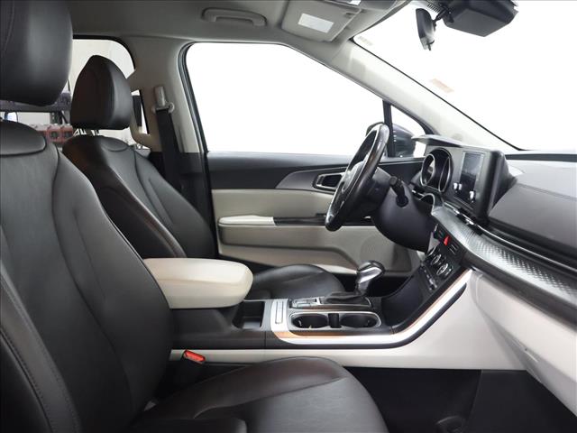 2024 Kia Carnival LX:D13730