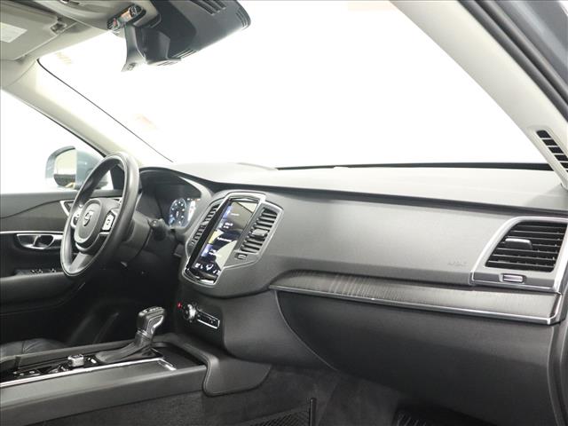 2020 Volvo XC90 T6 Momentum 6-Passenger:D13638