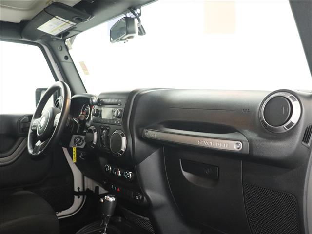 2017 Jeep Wrangler Unlimited Sport S:D13501