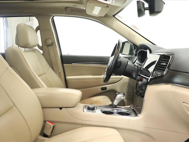 Photo of 2021 Jeep Grand Cherokee Limited in Iowa City, IA - 22,  2021 Jeep Grand Cherokee Limited:D13105