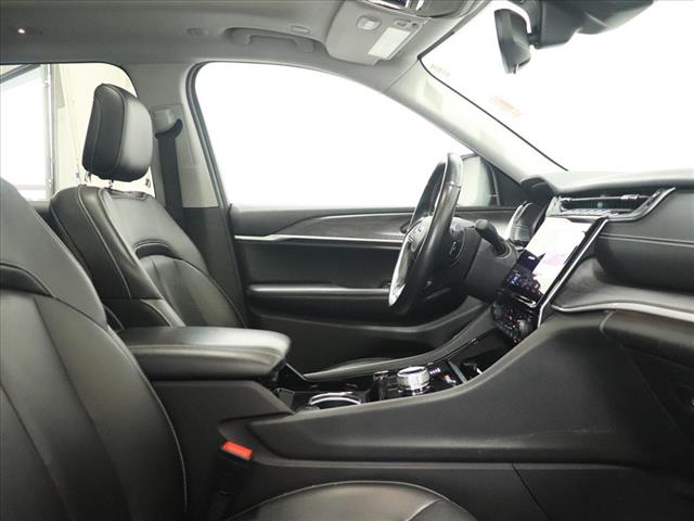 Photo of 2021 Jeep Grand Cherokee L Limited in Iowa City, IA - 22,  2021 Jeep Grand Cherokee L Limited:D13090