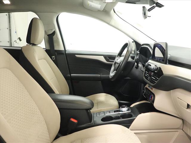 Photo of 2022 Ford Escape SE in Iowa City, IA - 22,  2022 Ford Escape SE:D13193