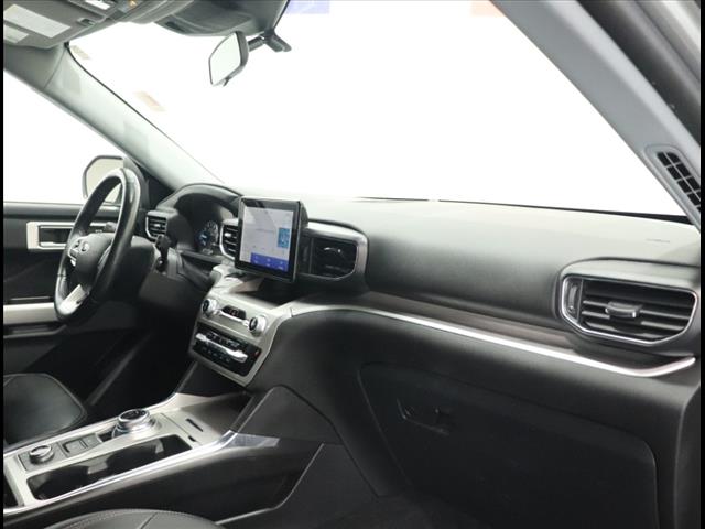 Photo of 2022 Ford Explorer XLT in Iowa City, IA - 22,  2022 Ford Explorer XLT:D12889