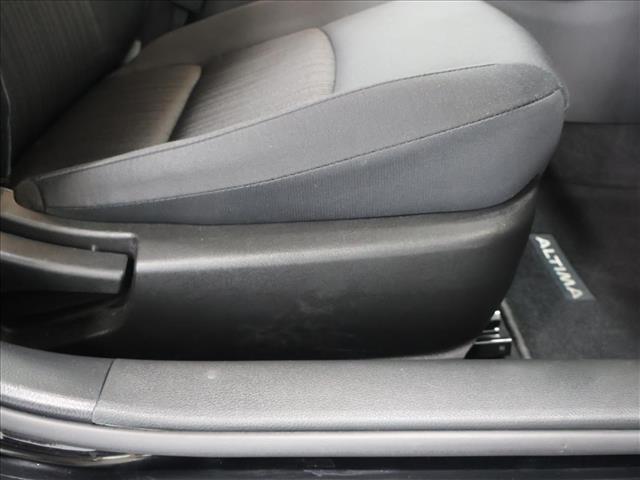 2025 Nissan Altima 2.5 SV:D13817