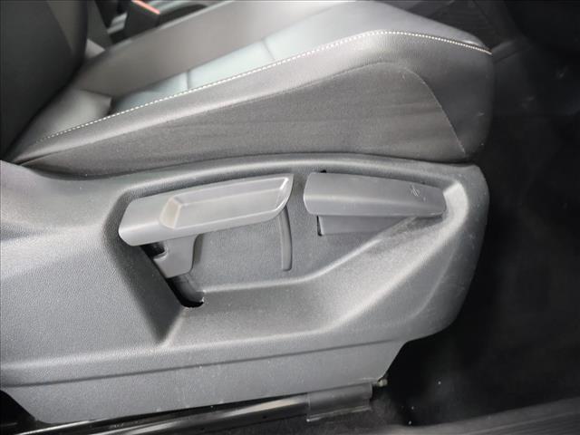 2021 Volkswagen Tiguan SE:D13701