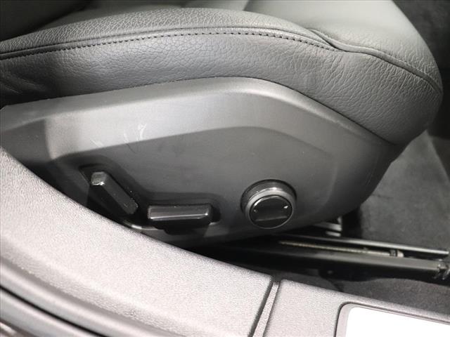 2023 Volvo S60 B5 Plus Dark Theme:D13307