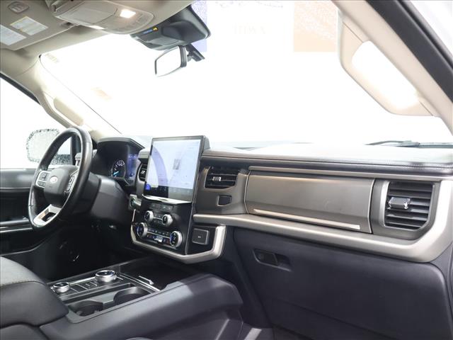 2024 Ford Expedition XLT:D14020