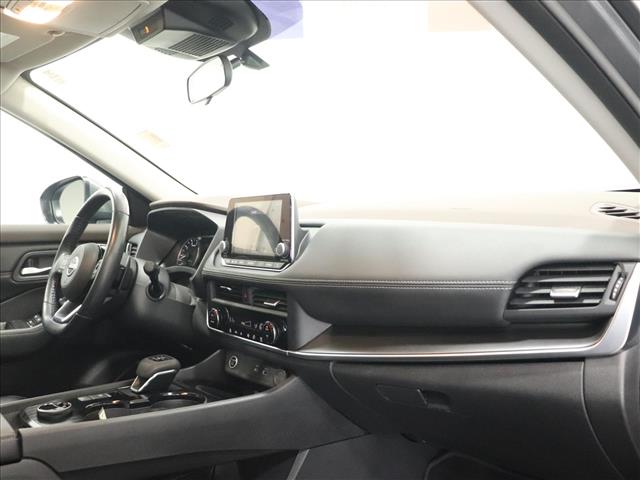 2023 Nissan Rogue SV:D13523