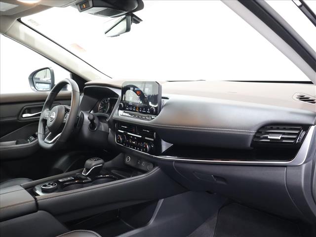 2022 Nissan Rogue SL:D13951