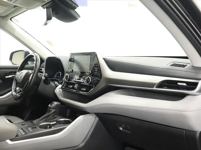 2021 Toyota Highlander Hybrid XLE:D13231