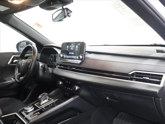 2024 Mitsubishi Outlander SEL Black Edition:D13761