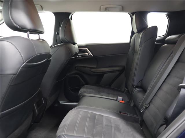 2024 Mitsubishi Outlander SE:D13896