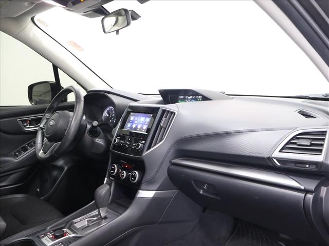 2023 Subaru Forester Premium:D13822