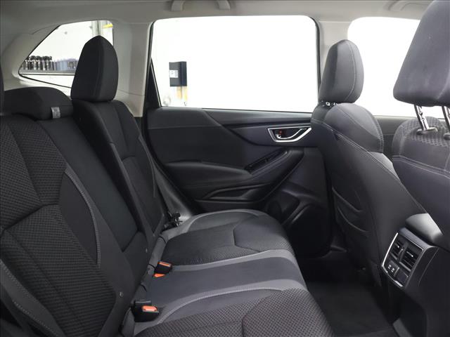 2023 Subaru Forester Premium:D13745