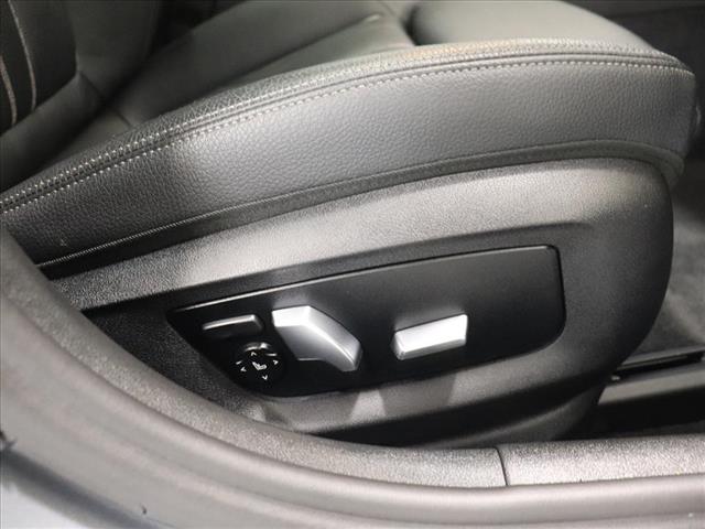 2018 BMW 5 Series 530i xDrive:D13358