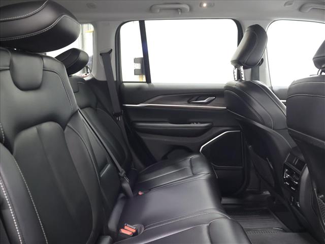 2022 Jeep Grand Cherokee Limited:D14032