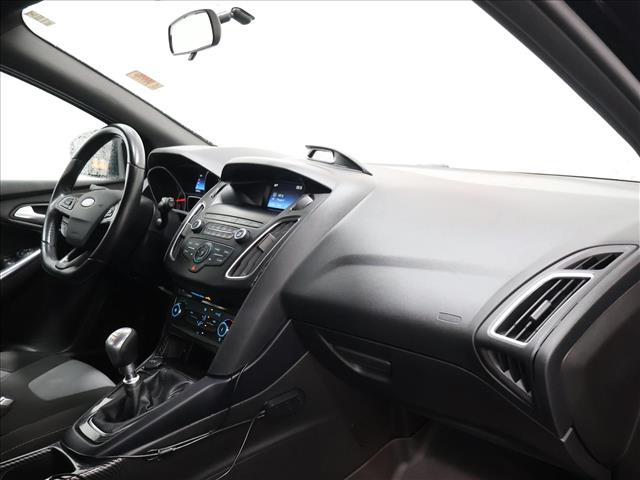 2018 Ford Focus ST:D14005