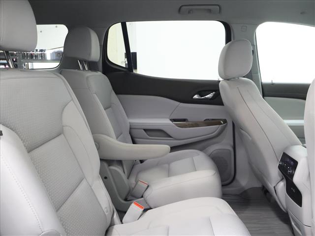 2022 GMC Acadia SLE:D13944