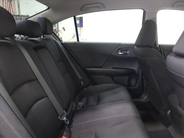 2015 Honda Accord Sport:D13807