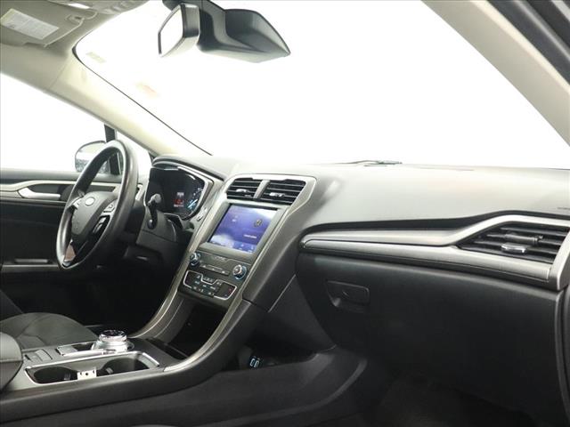 Photo of 2020 Ford Fusion SE in Iowa City, IA - 24,  2020 Ford Fusion SE:D13029