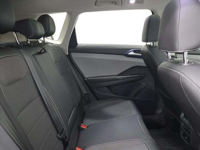 2024 Volkswagen Taos SE 4Motion:D13975