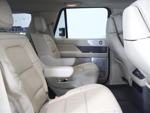2019 LINCOLN Navigator Reserve:D13750