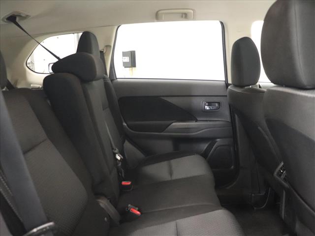 2019 Mitsubishi Outlander ES:D13446