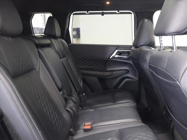 2024 Mitsubishi Outlander SEL Black Edition:D13761