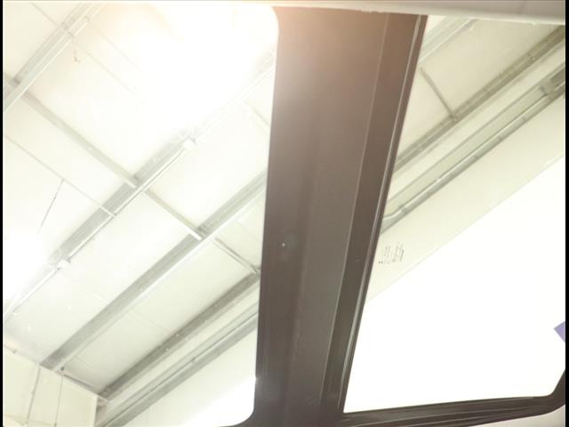 Photo of 2021 Jeep Cherokee Limited in Iowa City, IA - 25,  2021 Jeep Cherokee Limited:D12888