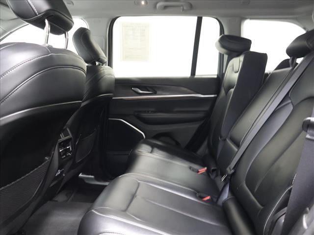 2022 Jeep Grand Cherokee Limited:D14032