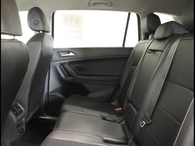 Photo of 2021 Volkswagen Tiguan SE in Iowa City, IA - 25,  2021 Volkswagen Tiguan SE:D12911