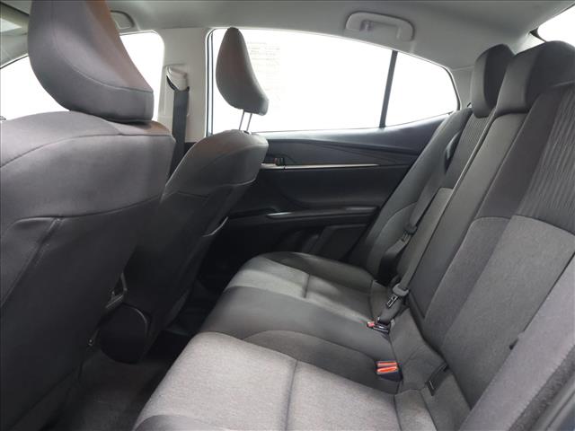 2025 Toyota Camry:D14011