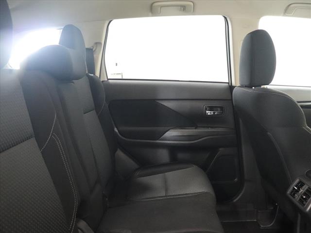 Photo of 2020 Mitsubishi Outlander ES in Iowa City, IA - 25,  2020 Mitsubishi Outlander ES:D13077