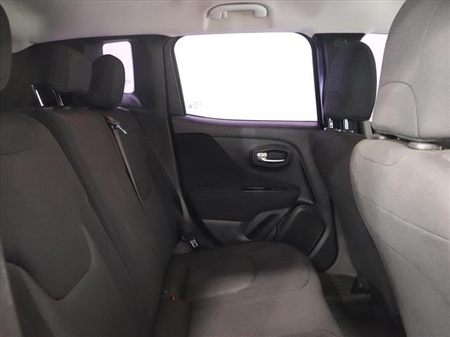 Photo of 2020 Jeep Renegade Sport in Iowa City, IA - 25,  2020 Jeep Renegade Sport:D13148