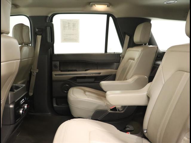 2020 Ford Expedition Limited:D12916
