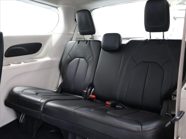 2024 Chrysler Pacifica Touring L:D13895