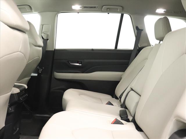 2024 Toyota Grand Highlander Hybrid:D13454