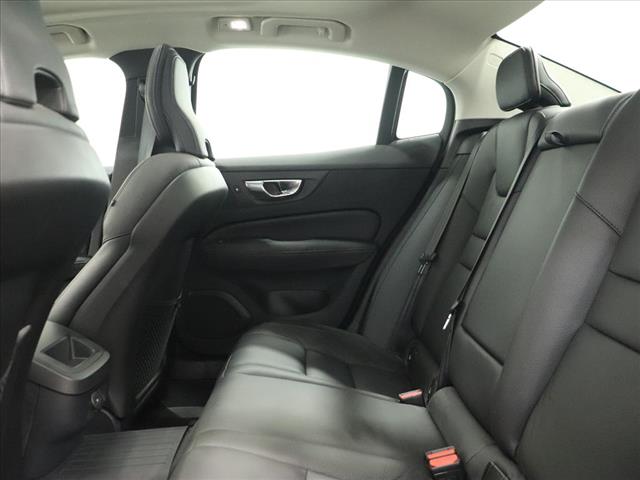 2023 Volvo S60 B5 Plus Dark Theme:D13307