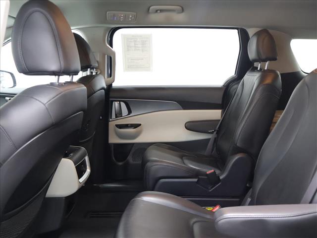 2024 Kia Carnival LX:D13730