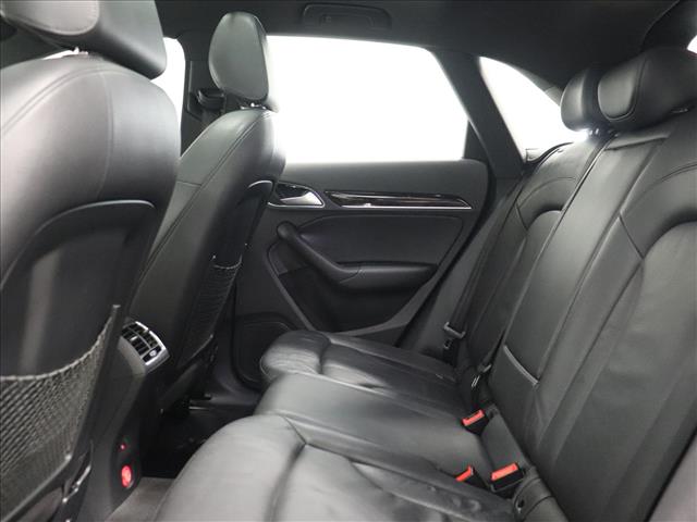 2017 Audi Q3 2.0T quattro Premium Plus:D13504