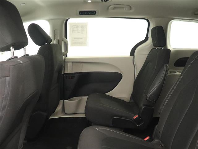 2024 Chrysler Voyager LX:D13312