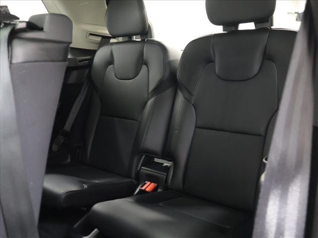2021 Volvo XC90 T5 Momentum:D14010
