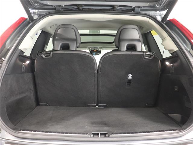 2020 Volvo XC90 T6 Momentum 6-Passenger:D13638