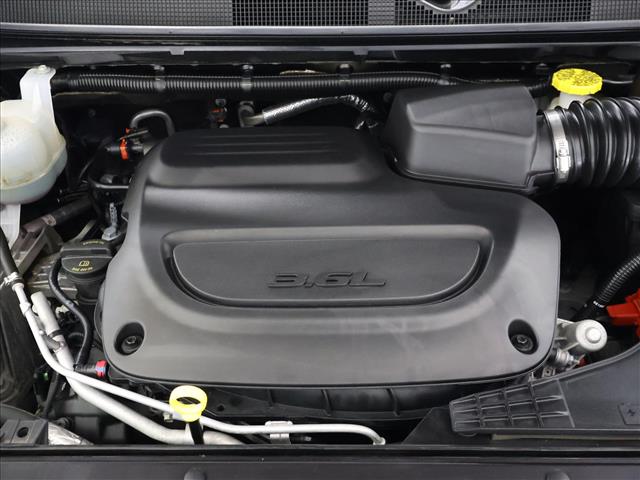 2024 Chrysler Pacifica Touring L:D13895