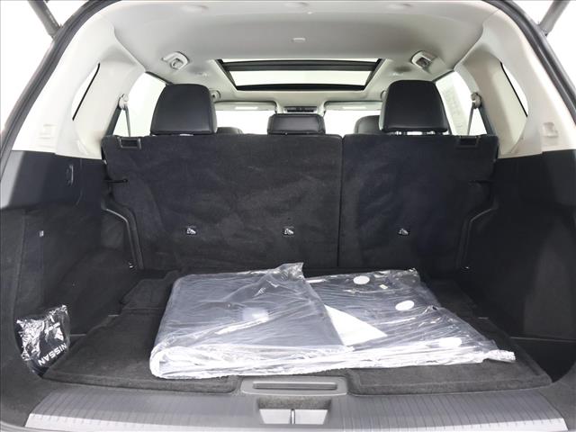 2022 Nissan Rogue SL:D13951
