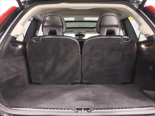 2021 Volvo XC90 T5 Momentum:D14010