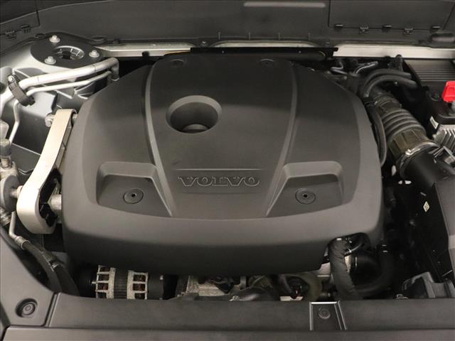 2020 Volvo XC90 T6 Momentum 6-Passenger:D13638