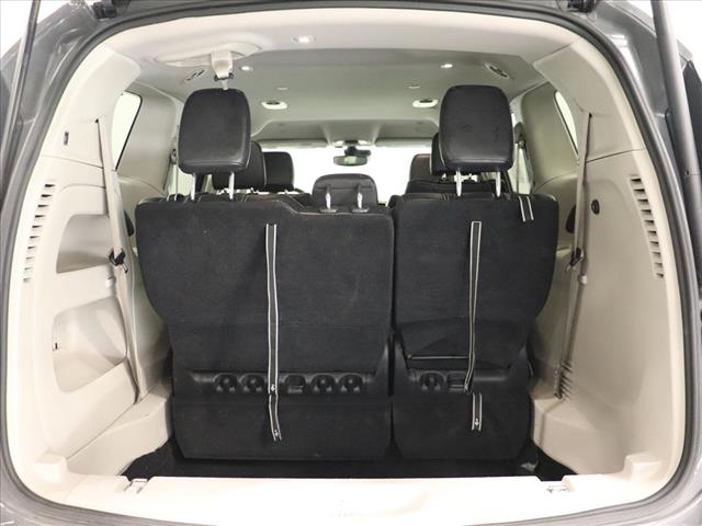 2022 Chrysler Pacifica Touring L:D13319