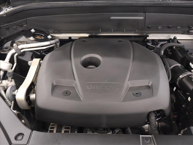 2021 Volvo XC90 T5 Momentum:D14010